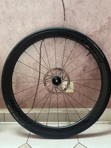 Used roval c38 carbone disque 2024 bike — image 3 of 3