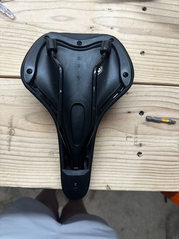 Used Bontrager 533017 2022 bike — image 2 of 2