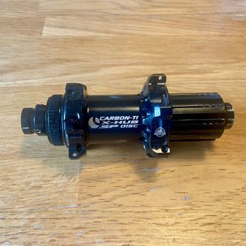 Carbon-Ti, X-Hub rear hub, Center Lock, straight pull, 24H
