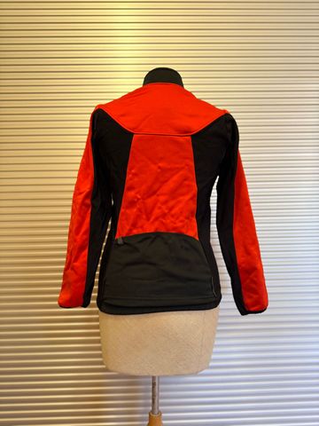 Gebrauchtes Specialized Fahrrad Jacke Specialized 2024 bike — Bild 2 von 4