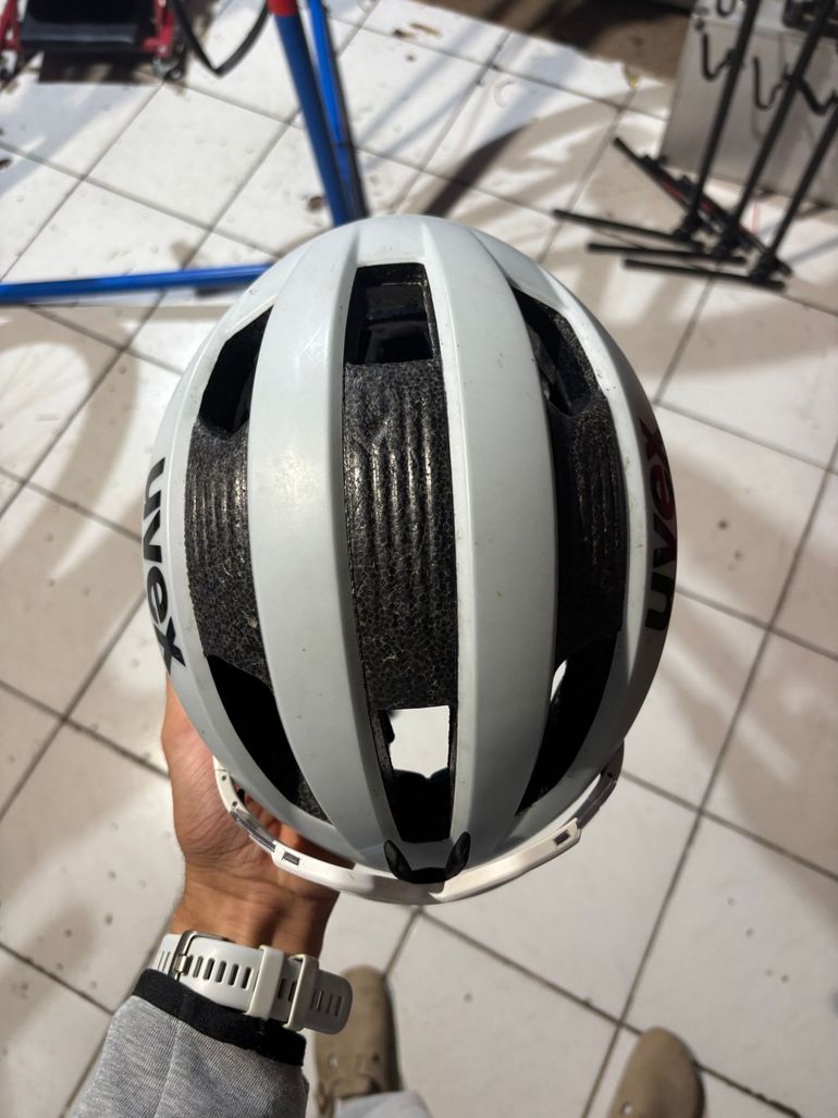 Used + glasses 2023 bike — image 2 of 4