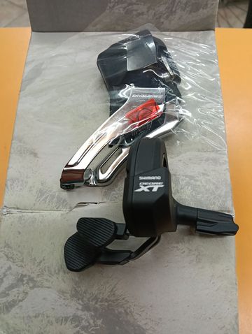 Gebrauchtes Shimano FD-M8070 2018 bike — Bild 1 von 3