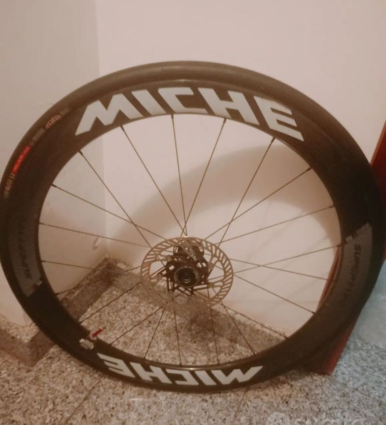 Used mike supertype carbon bike — image 2 of 2