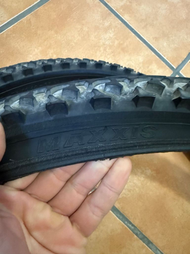 Used Maxxis MTB 2000 bike — image 6 of 6