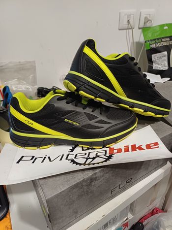 Used FLR SCARPE MTB  ENERGY BLACK/YELLOW 43 - 394021-YLL-43 2023 bike — image 1 of 2