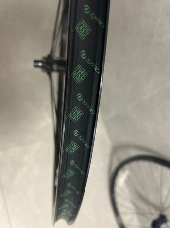 Used Syncros RP2.0 Disc 2024 bike — image 8 of 8