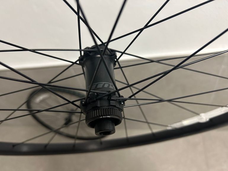 Used Syncros RP2.0 Disc 2024 bike — image 4 of 8