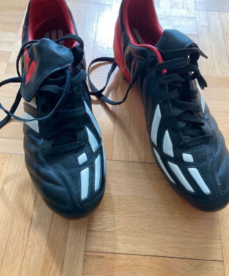 Used Adidas predator trx sg Football & Soccer
