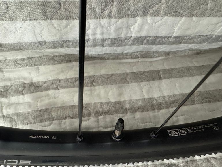 Used Mavic Allroad SL 2023 bike — image 11 of 20