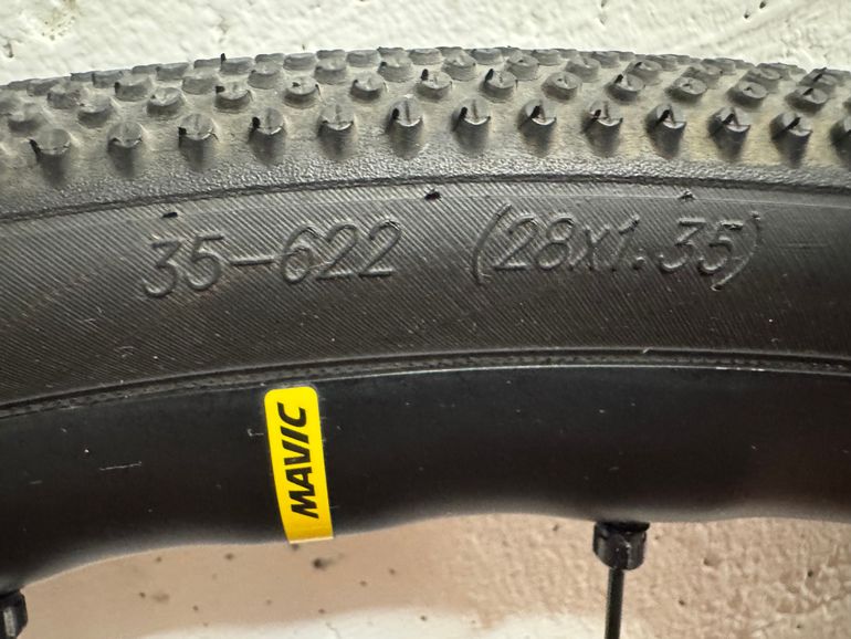 Used Mavic Allroad SL 2023 bike — image 5 of 20