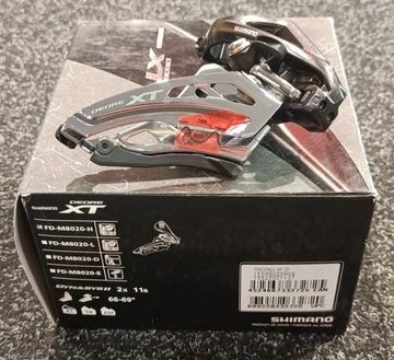 Gebrauchtes Shimano Deore XT FD-M8020-H 2x11s Drivetrain & Pedals