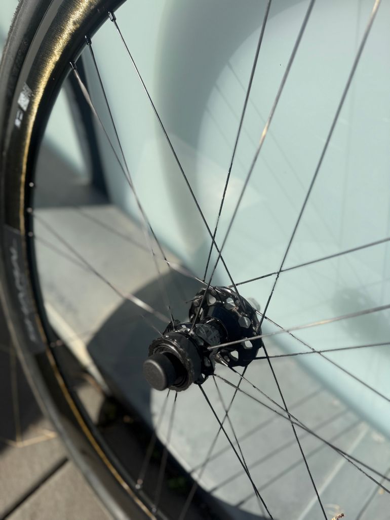 Brugt Campagnolo SHAMAL C21 CARBON DISC, Laufradsatz, Panaracer 2024 bike — billede 9 af 9