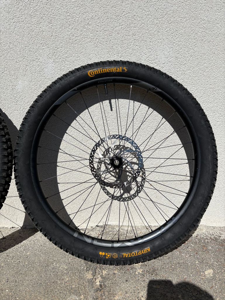 Použité Newmen evolution 2021 bike — obrázek 4 z 6