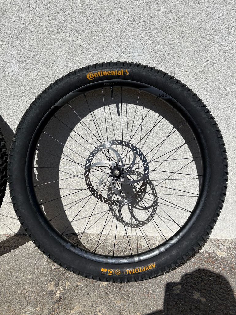Použité Newmen evolution 2021 bike — obrázek 2 z 6