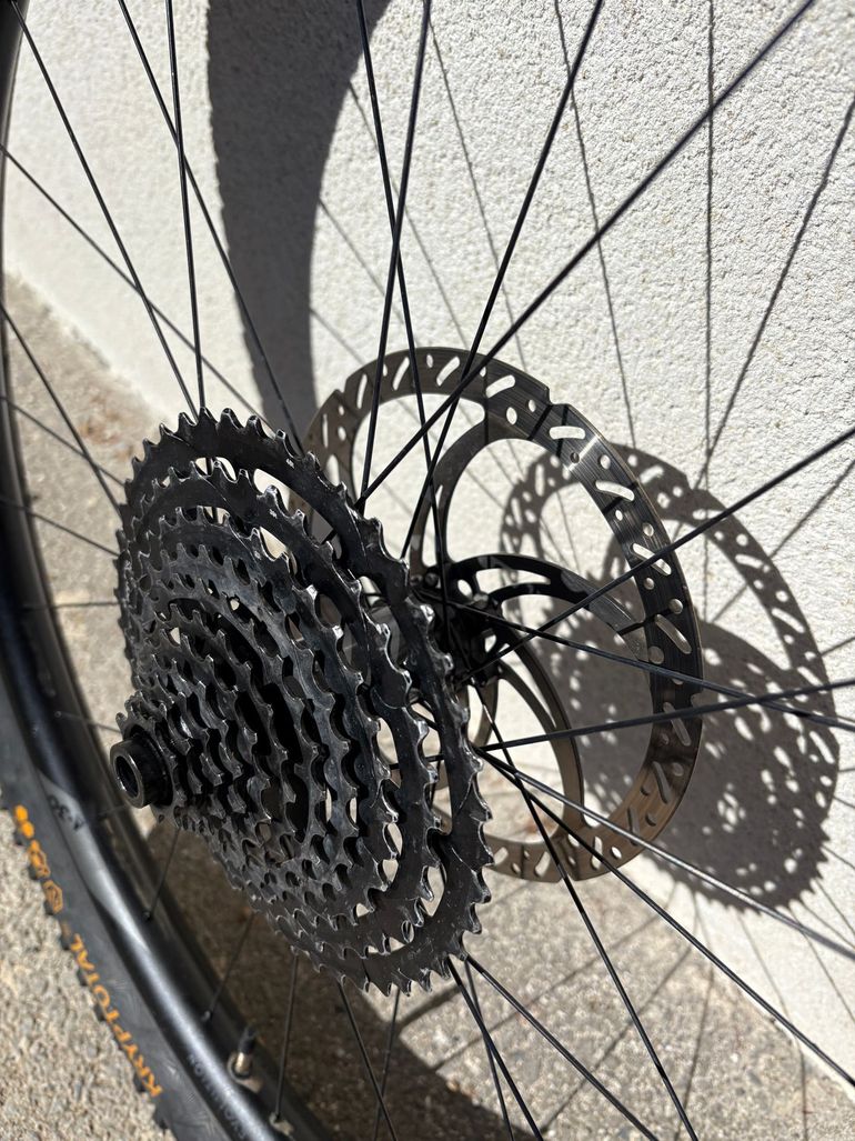 Použité Newmen evolution 2021 bike — obrázek 6 z 6