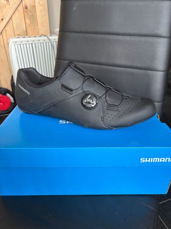 Used Shimano Schoenen RC300 Zwart 48 2021 Cycling Shoes
