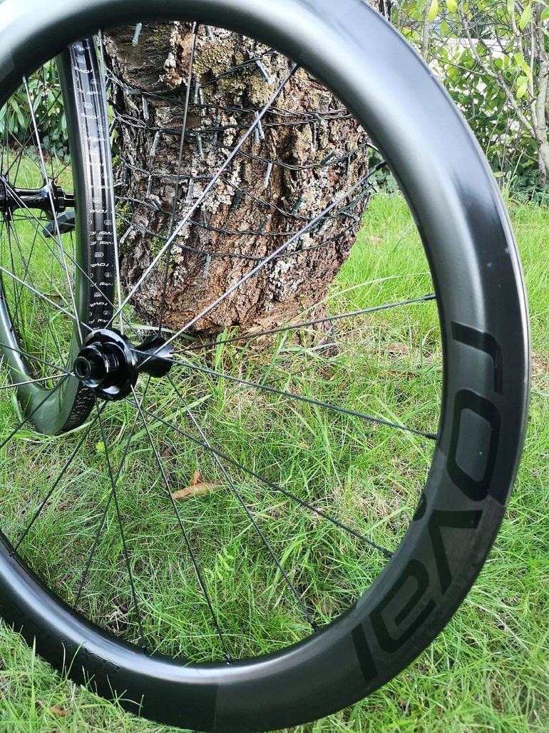 Used Roval rapide clx 2 disc black 2024 bike — image 3 of 9