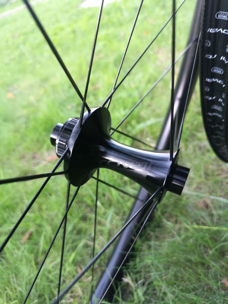 Used Roval rapide clx 2 disc black 2024 bike — image 5 of 9
