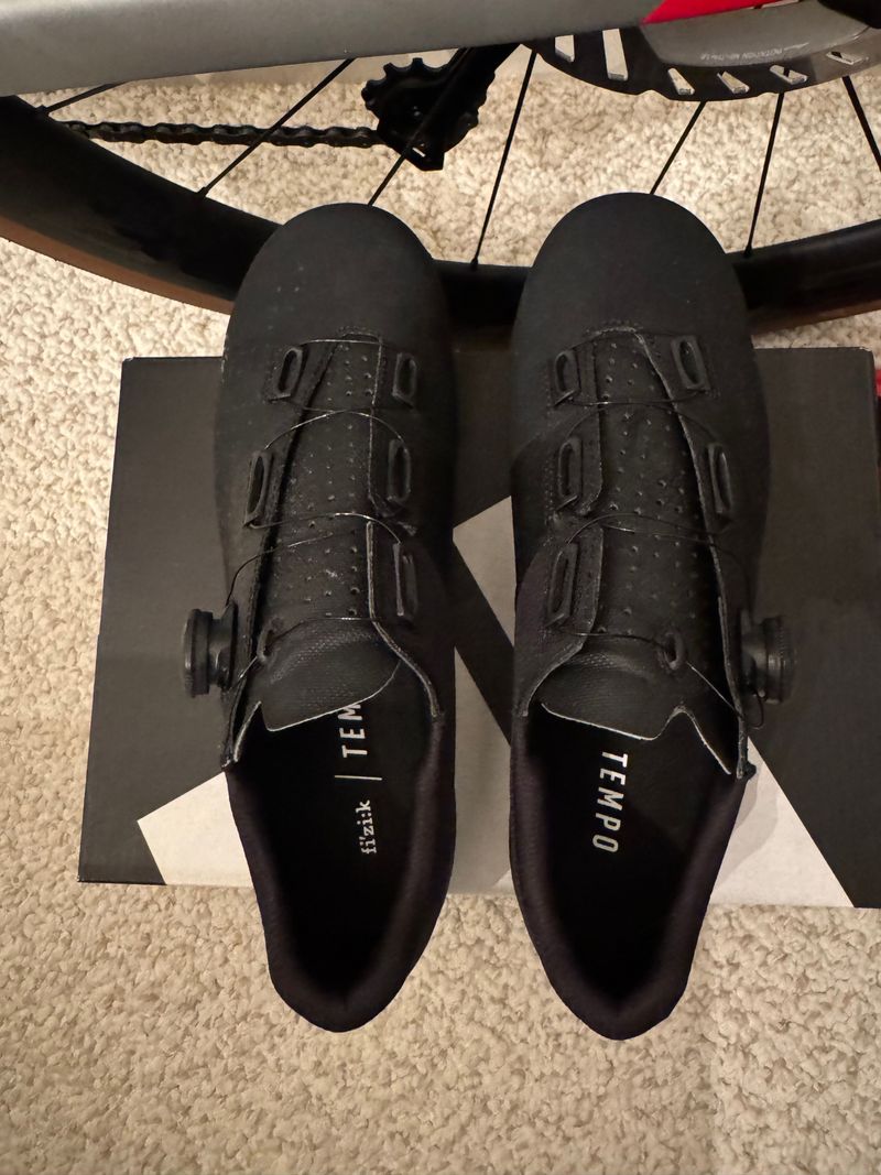 Used Fizik Tempo R4 Overcurve Wide Shoe 2025 Cycling Shoes
