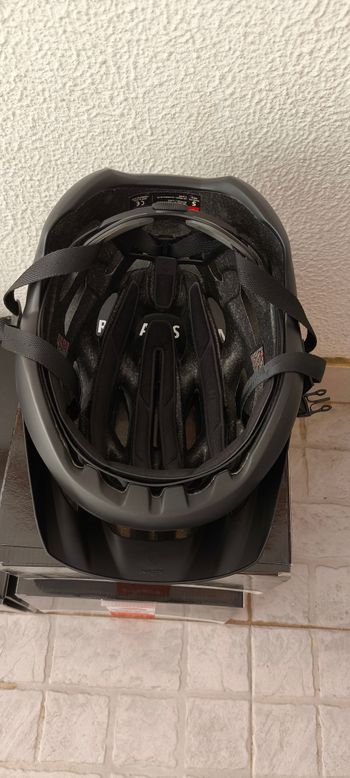 Used MET Veleno bike — image 8 of 8