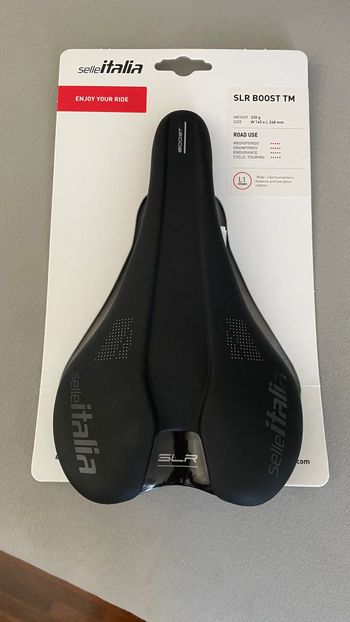 パーツ selle italia slr boost TM L1 145mm Selle Italia SLR Boost TM Siodełko - L1 | czarny | BIKE24