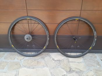 Použité Mavic Ksyrium carbon tubolar 2018 Wheels