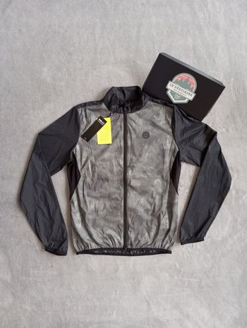 Použité agu bv AGU Essential Coupe-vent Veste Femme Taille M 2025 Cycling Clothing