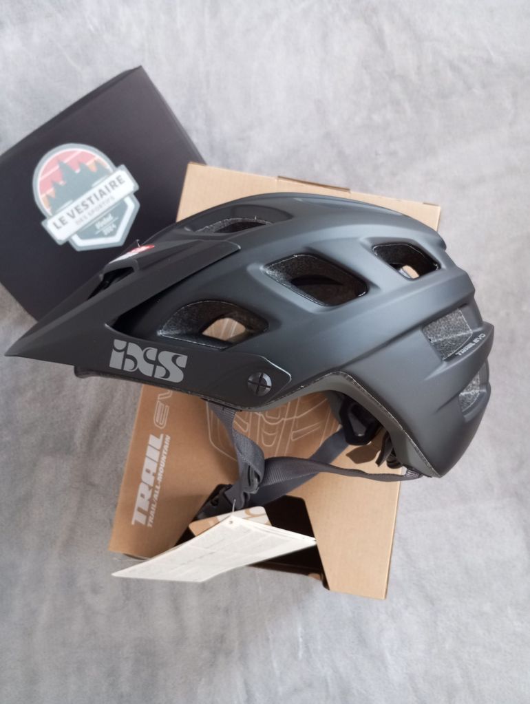 Used Ixs Trail Evo Helmet S/M 54/58cm 2025 bike — image 1 of 10