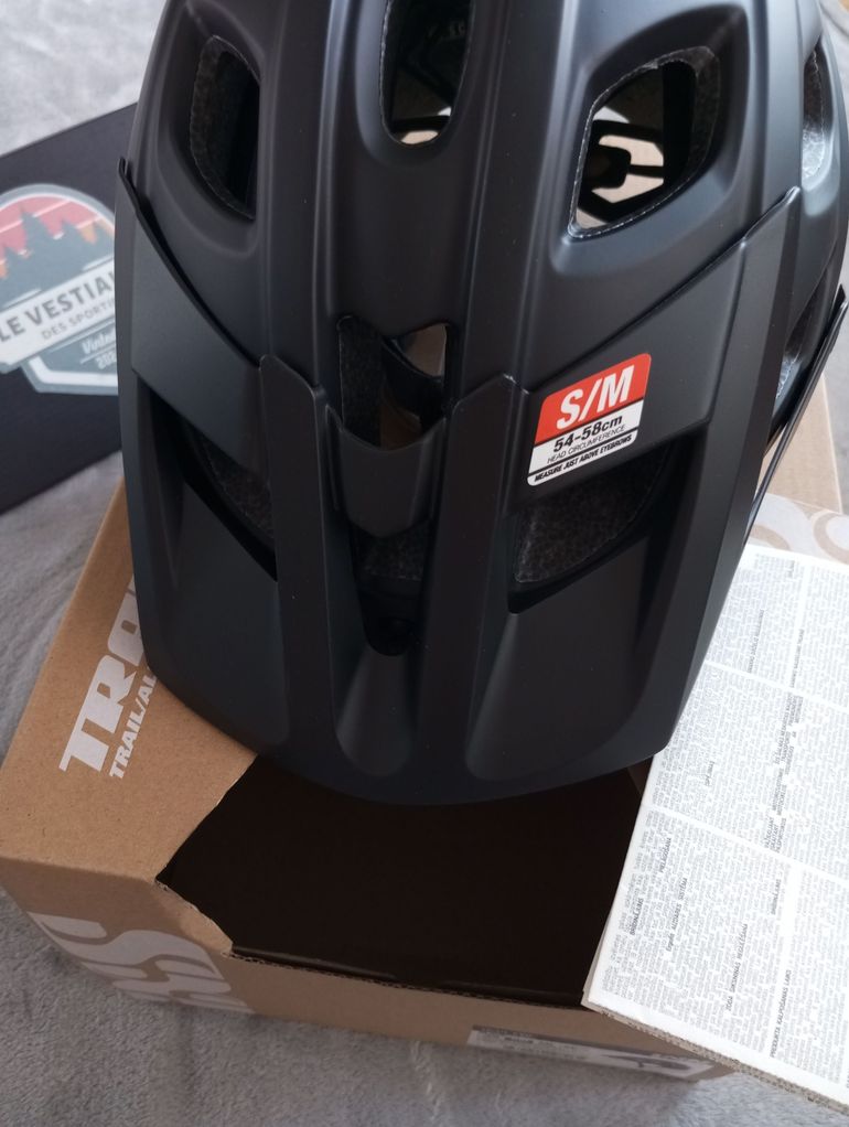 Used Ixs Trail Evo Helmet S/M 54/58cm 2025 bike — image 8 of 10