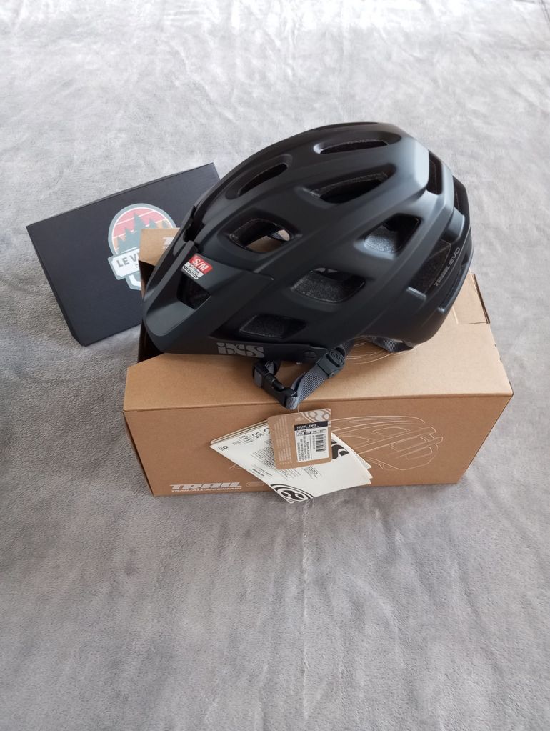 Used Ixs Trail Evo Helmet S/M 54/58cm 2025 bike — image 3 of 10