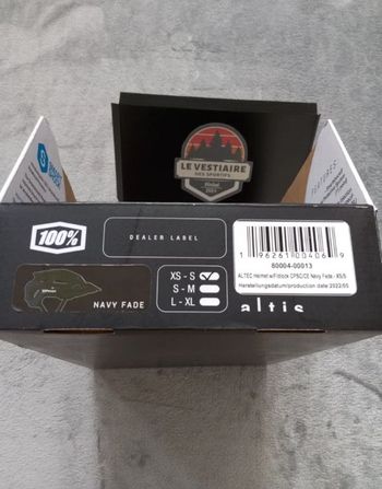 Used 100% Altec Fidlock Navy Fade XS/S 2025 bike — image 12 of 12
