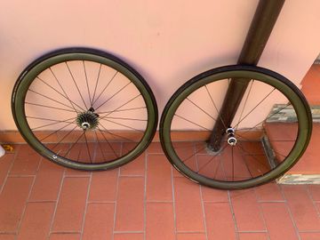 Used Bontrager aeolus 3 2017 bike — image 1 of 6
