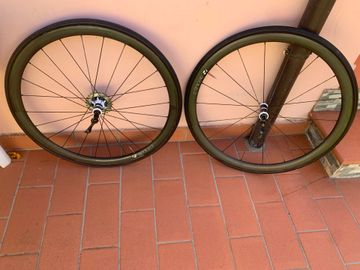 Used Bontrager aeolus 3 2017 bike — image 3 of 6