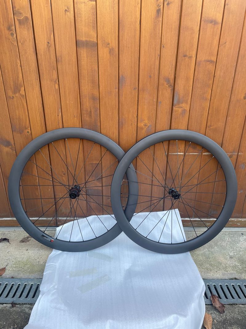 Used Artisanale 50 mm bike — image 1 of 3