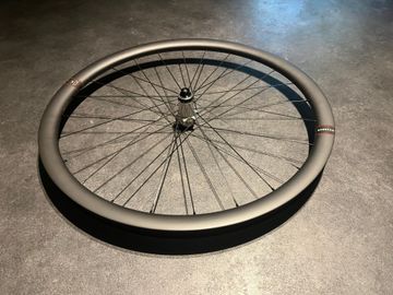 Brugt Tune Reserve 34/37, tune naven 2025 bike — billede 3 af 7