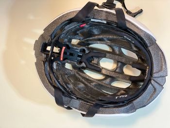 Used Lazer Helmet 2023 bike — image 4 of 4
