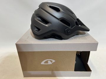 Giro Source Mips 2024 bike de segunda mano — imagen 1 de 6