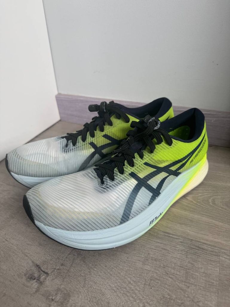 Brugt ASICS Metaspeed Edge Plus, 45 2025 bike — billede 2 af 3