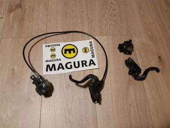 Magura, MT8 SL Carbon. postmount/flatmount set
