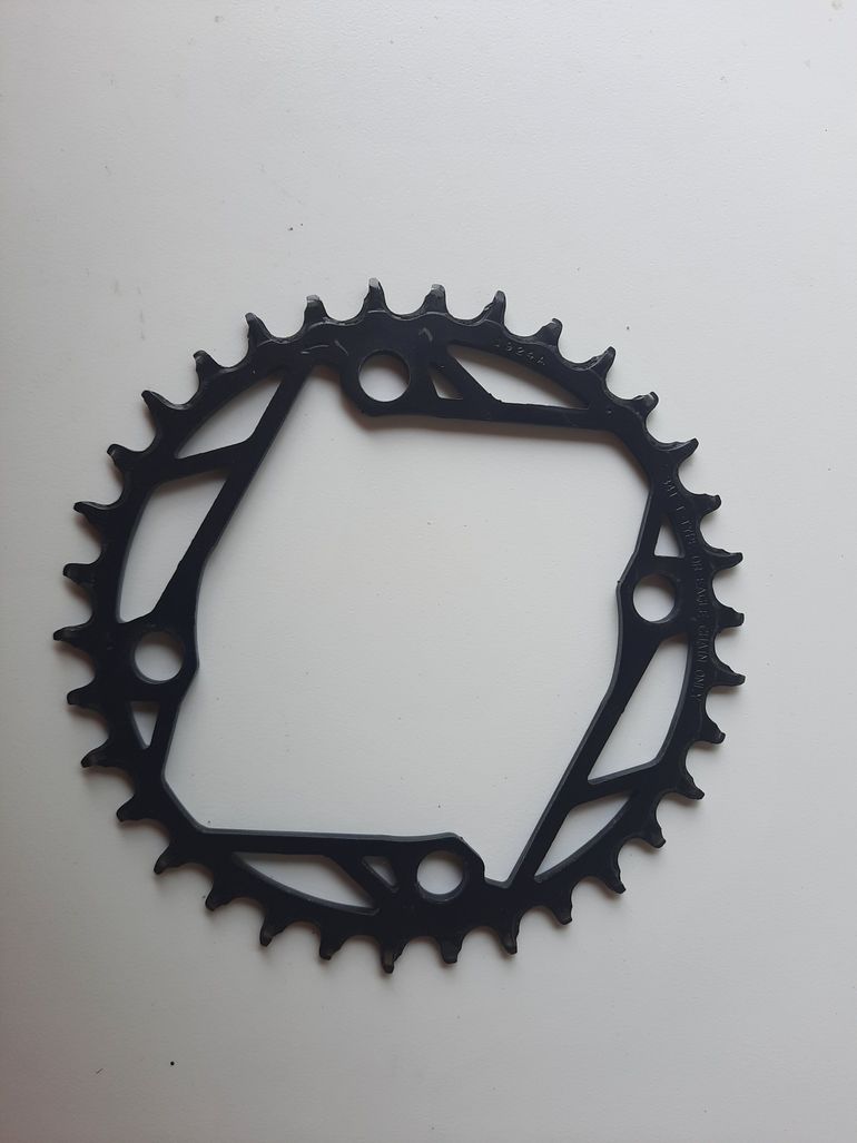 Used Sram Plateau  104 BCD 34 dents 2024 bike — image 2 of 2
