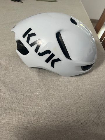 Brugt Kask utopia y 2024 bike — billede 2 af 4