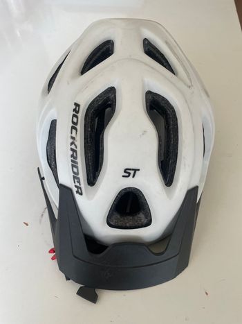 Used Decathlon Rockrider ST MTB Helmet White 2024 bike — image 3 of 4