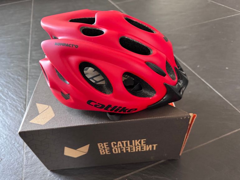 Used Catlike Kompacto, size L  NEW!! 60% off! 2023 bike — image 2 of 2
