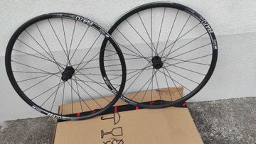 Gebrauchtes Dt Swiss r470 db Wheels