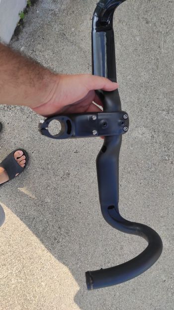 Used BLKTEC r6 2023 bike — image 2 of 9