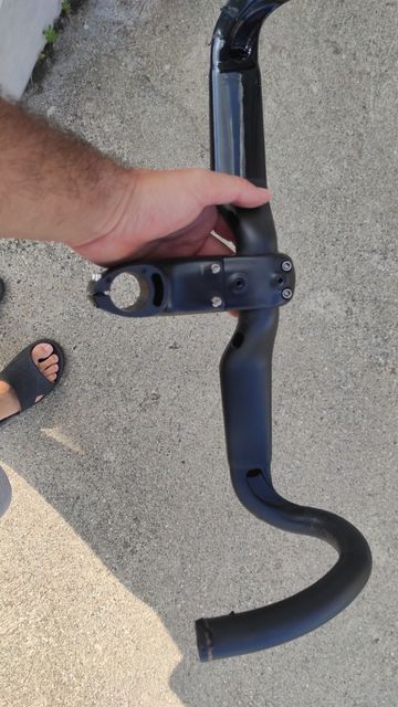 Used BLKTEC r6 2023 bike — image 2 of 9
