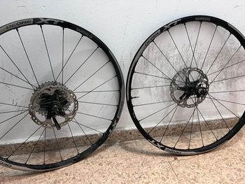 Used Shimano Deore XT Tubeless Wheel Wheels