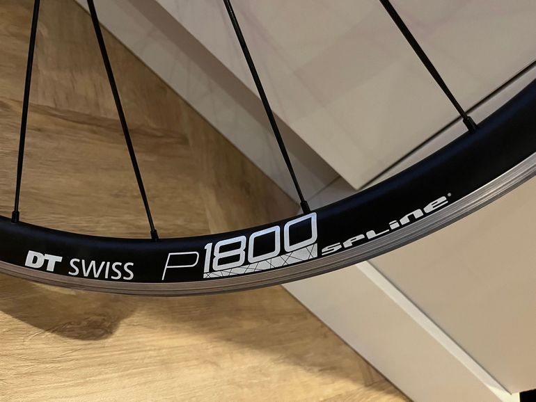 Dt Swiss P1800 Spline 32 rim brake 2023