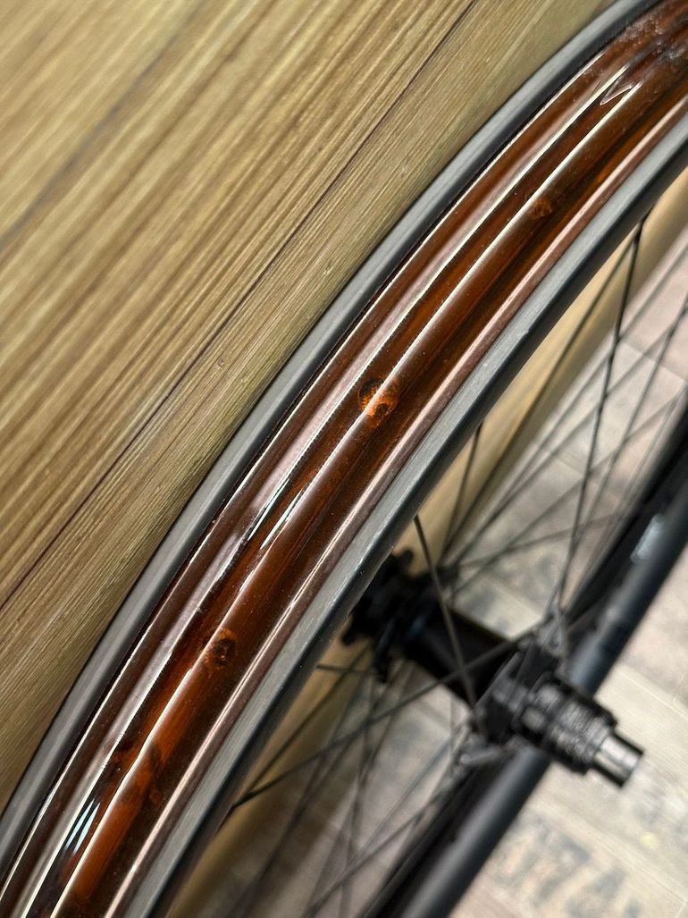 Used Giant TRX 2 Carbon Wheelset MX Mullet 29/27.5 2025 bike — image 4 of 6