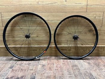 Used Giant TRX 2 Carbon Wheelset MX Mullet 29/27.5 2025 bike — image 1 of 6